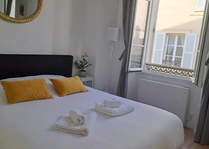 Agreable 2 Pieces - Rue Du Vieux Appartement Versailles